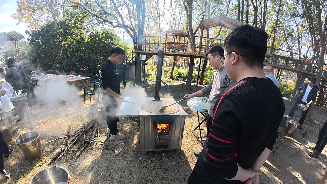 1764555699187506.jpg 5.jpg